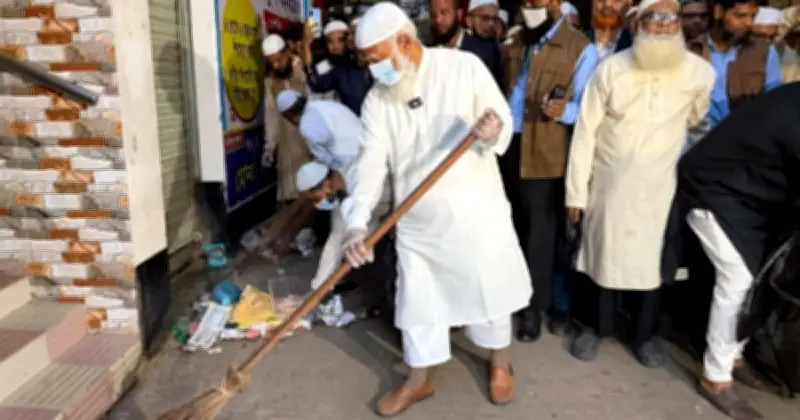 সংসদে বিরোধীদলীয় নেতা শফিকুর রহমানের রাস্তা পরিষ্কার কর্মসূচি, বললেন ‘পরিষ্কার দেশ গড়ব’