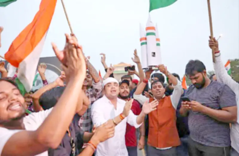 ইসরোর সাফল্য ও সাম্প্রতিক চ্যালেঞ্জ: মহাকাশে ভারতের অবস্থান পুনর্মূল্যায়ন