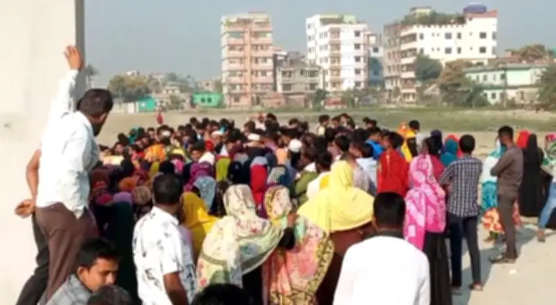 গাজীপুরের পোশাক কারখানায় লে-অফ, সাত শতাধিক শ্রমিক কর্মহীন