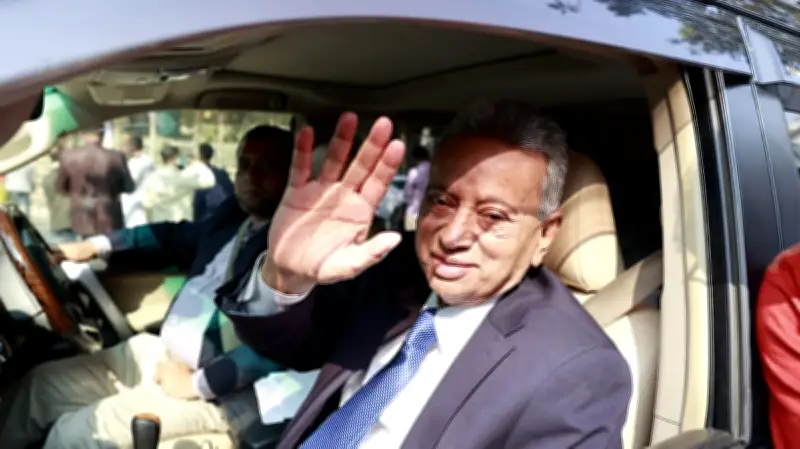 বিএনপি নেতা আমীর খসরু মাহমুদ চৌধুরীর অর্থ ও পরিকল্পনা মন্ত্রী হিসেবে শপথ গ্রহণ