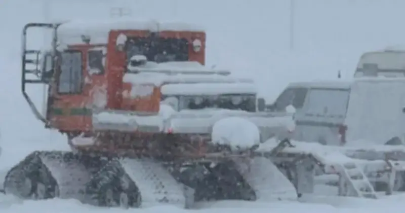 যুক্তরাষ্ট্রের লেক তাহোয় তুষারধসে স্কি খেলোয়াড় নিখোঁজ, উদ্ধার অভিযান চলছে