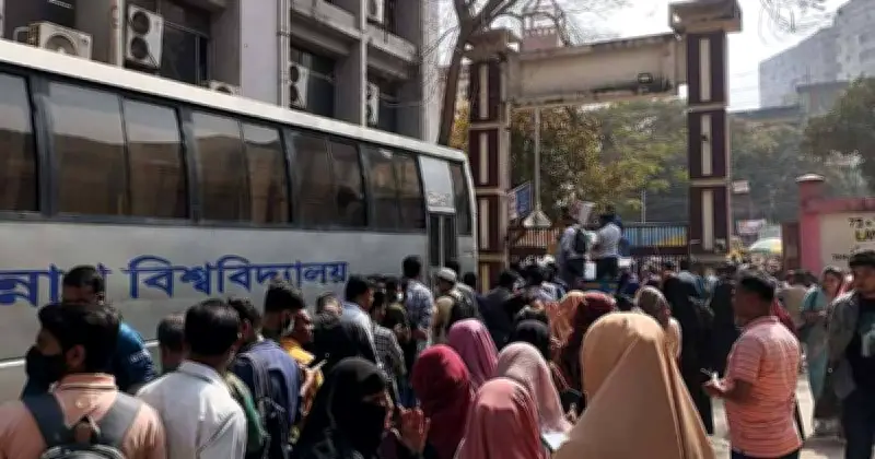 রমজানে জগন্নাথ বিশ্ববিদ্যালয়ে শিক্ষার্থীদের জন্য সাশ্রয়ী মূল্যে পণ্য সরবরাহ