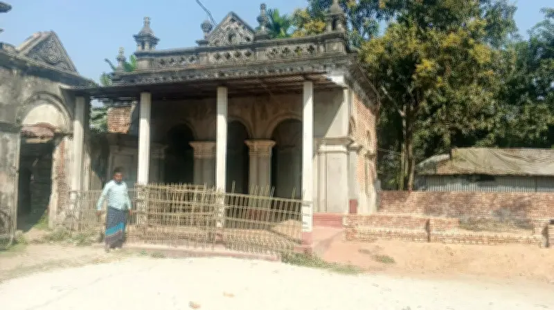 কুড়িগ্রামের ঐতিহ্যবাহী মন্দিরে চুরি: মূল্যবান মূর্তি ও পূজার সামগ্রী লোপাট