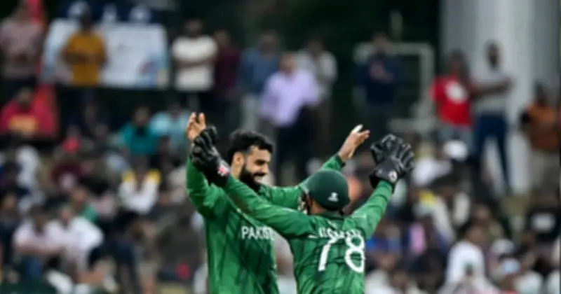 পাকিস্তানের সুপার এইট নিশ্চিত, ফারহানের সেঞ্চুরিতে নামিবিয়াকে হার