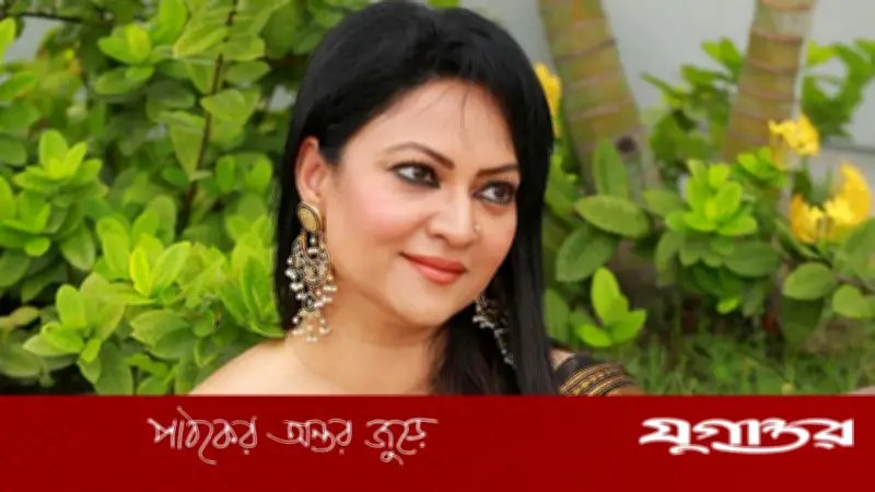 রিচি সোলায়মানের পর্দায় ফিরে আসা: রমজানে উপস্থাপনায় শরবত সমাহার