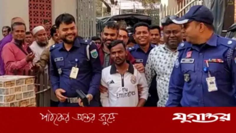 ভোট দিতে গিয়ে গ্রেফতার হলেন হিরো আলম, ধর্ষণ ও নির্যাতনের অভিযোগে মামলা