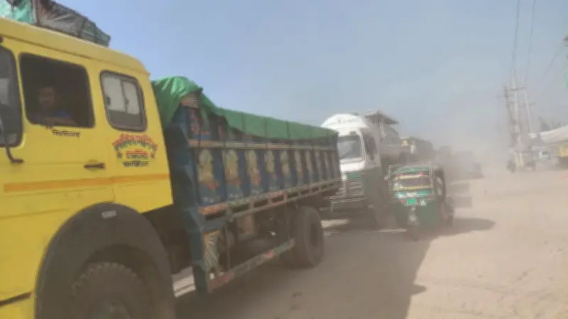 ব্রাহ্মণবাড়িয়ায় ঢাকা-সিলেট মহাসড়কে দীর্ঘ যানজট, যাত্রীদের দুর্ভোগ