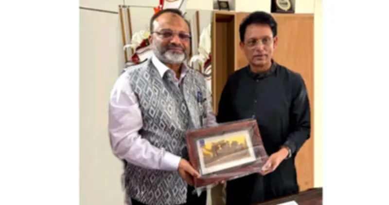 বাংলাদেশে অনলাইন শিক্ষার অগ্রগতি: নতুন সম্ভাবনা ও চ্যালেঞ্জ