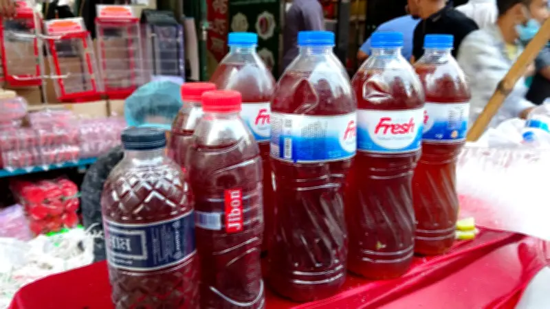 রমজানে চকবাজারে শরবতের মেলা, মহব্বতি ও পেস্তা শরবতের চাহিদা তুঙ্গে