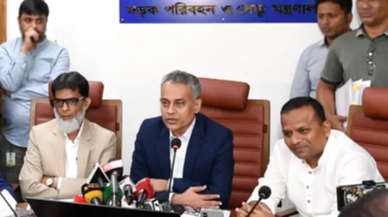 পরিবহন মন্ত্রী রবিউল আলমের দাবি: মালিক-শ্রমিক সংগঠনের টাকা আদায় চাঁদাবাজি নয়