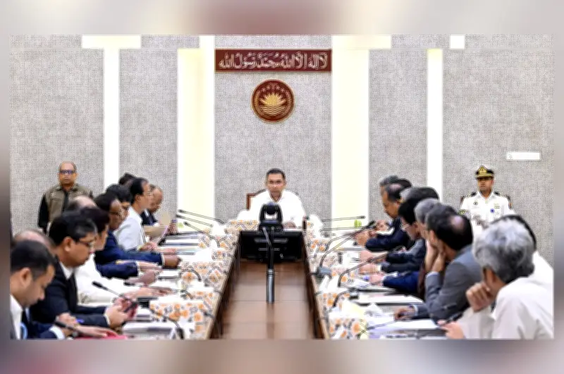 প্রধানমন্ত্রীর সভাপতিত্বে বৃক্ষরোপণ ও খাল খনন কর্মসূচি, ফ্যামিলি কার্ড বাস্তবায়নে কমিটি গঠন