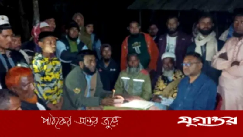 সম্পত্তি বিরোধে ৩০ ঘণ্টা বাধার পর কুড়িগ্রামে বাবার লাশ দাফন