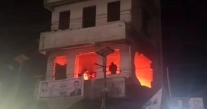 তারাকান্দায় আওয়ামী লীগ কার্যালয়ে বিক্ষোভ ও অগ্নিসংযোগ, নিষিদ্ধ দলের নেতাকর্মীরা ক্ষোভ প্রকাশ