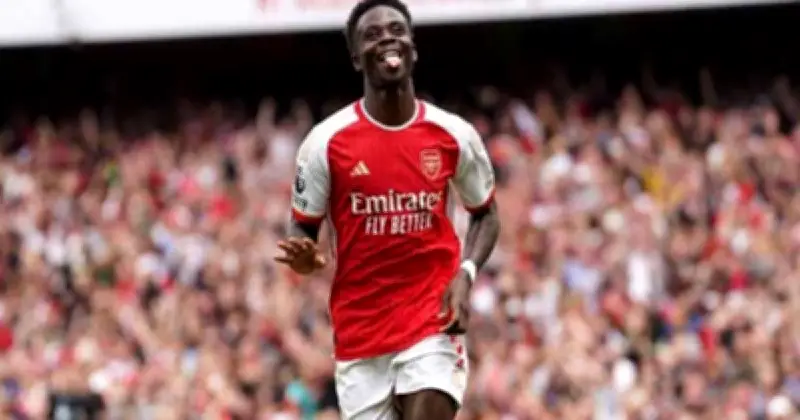 বুকায়ো সাকা আর্সেনালের সঙ্গে দীর্ঘমেয়াদি চুক্তিতে আবদ্ধ, ২০৩০ সাল পর্যন্ত থাকবেন