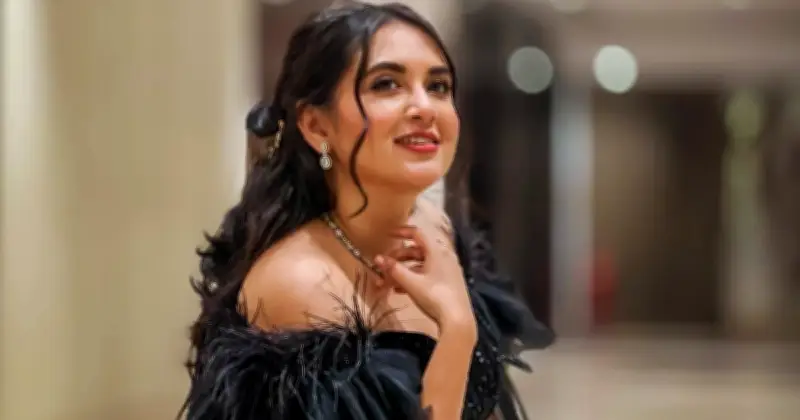 অভিনেত্রী তানিয়া বৃষ্টি ব্রেন টিউমার সার্জারি শেষে বাসায় ফিরেছেন, শারীরিক অবস্থা স্থিতিশীল