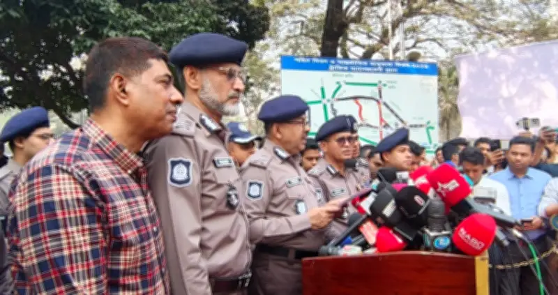 ঢাকায় নিরাপত্তা জোরদার, ইরানের হুমকি, রমজানে পণ্য মজুদ নিশ্চিত