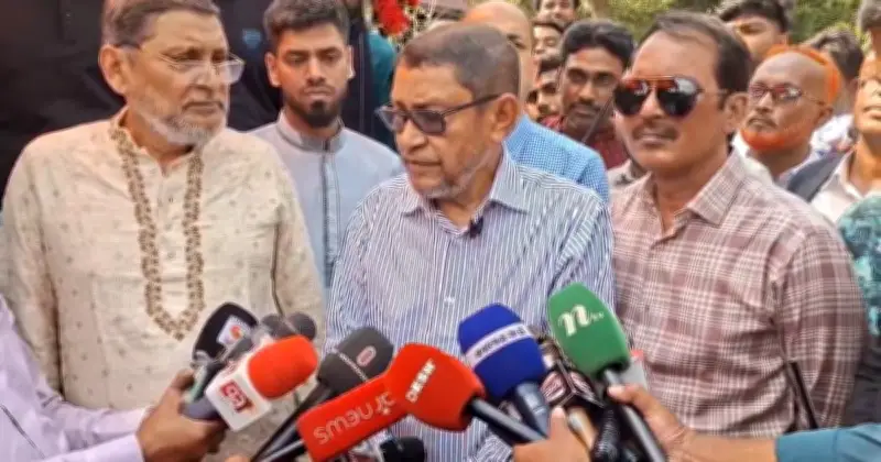 স্বাস্থ্যমন্ত্রী বকুলের ঘোষণা: স্বাস্থ্য খাত হবে সিন্ডিকেট ও দুর্নীতিমুক্ত