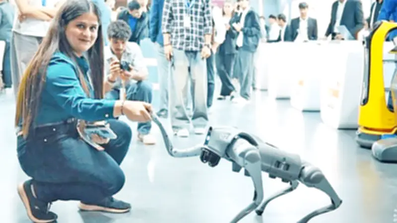 ভারতে রোবোডগ কেলেঙ্কারি: এআই উচ্চাকাঙ্ক্ষা বনাম বাস্তবতার ফারাক