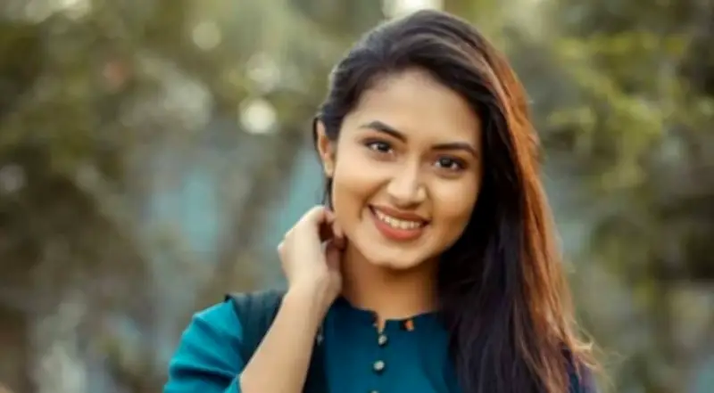 বাংলাদেশি চলচ্চিত্রের নতুন যুগ: ডিজিটাল প্ল্যাটফর্মে মুক্তির চ্যালেঞ্জ ও সম্ভাবনা