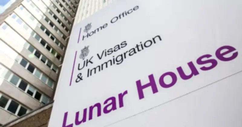 যুক্তরাজ্যে বাংলাদেশিদের রাজনৈতিক আশ্রয় সংকট: ক্ষমতার পালাবদলে আইনি ঝুঁকি