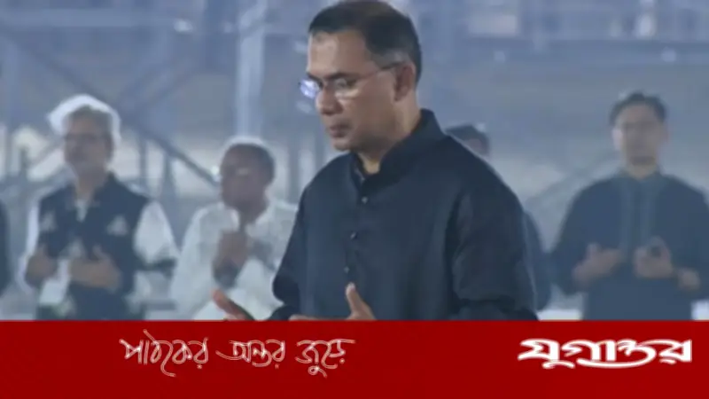 একুশের প্রথম প্রহরে ভাষা শহীদদের প্রতি রাষ্ট্রপতি ও প্রধানমন্ত্রীর শ্রদ্ধা