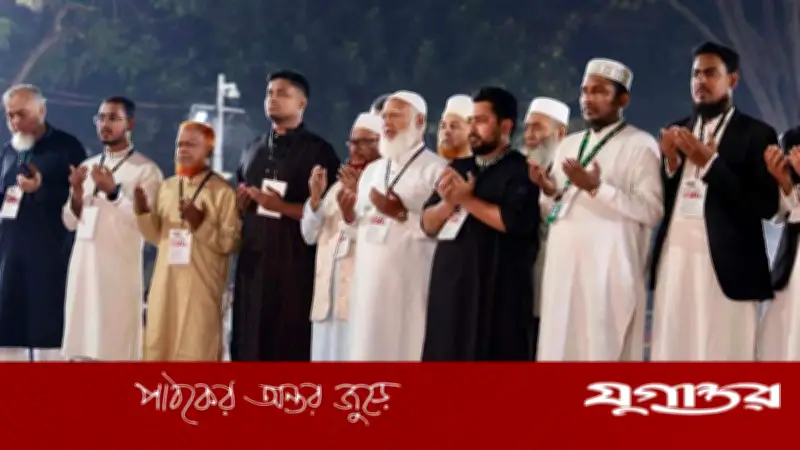 আন্তর্জাতিক মাতৃভাষা দিবসে শহীদ মিনারে প্রথমবারের মতো ফুল দিল জামায়াত নেতৃত্বাধীন বিরোধীদলীয় জোট