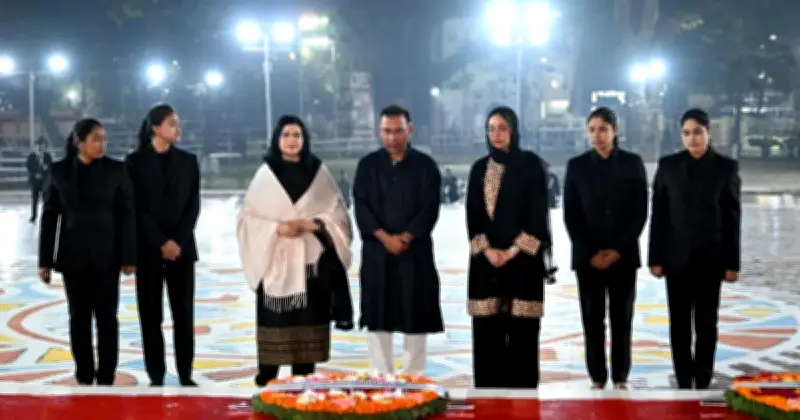 শহীদ রাষ্ট্রপতি জিয়াউর রহমান ও বেগম খালেদা জিয়ার পরিবারের সদস্যদের শহীদ মিনারে শ্রদ্ধা নিবেদন