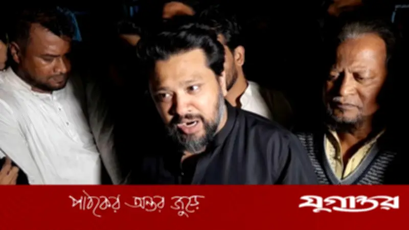 রাঙ্গুনিয়ায় মাদক-সন্ত্রাস বন্ধে কঠোর বার্তা এমপি হুম্মাম কাদেরের