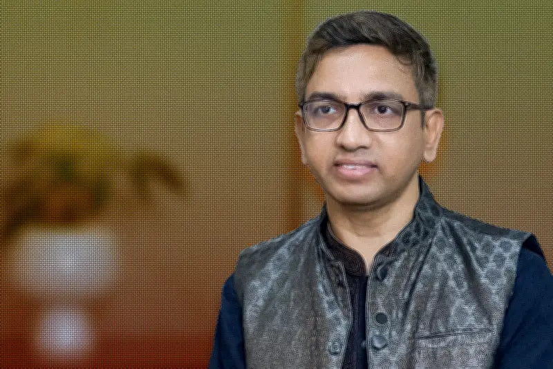 বাংলাদেশে অনলাইন শিক্ষার নতুন অধ্যায়: প্রযুক্তির মাধ্যমে শিক্ষার সম্প্রসারণ