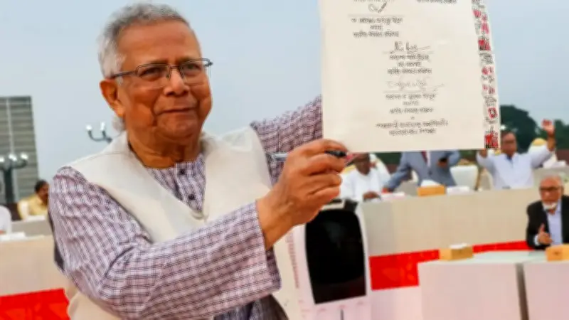 রাজনৈতিক সংকটের আভাসে প্রধানমন্ত্রীর অফিস উদ্বোধন, স্বর্ণের দাম বৃদ্ধি ও রোজার প্রস্তুতি