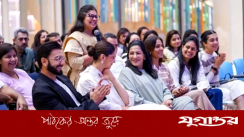 হুমকির পর প্রথমবার প্রকাশ্যে দীপিকা-রণবীর, ব্যাডমিন্টন কিংবদন্তির অনুষ্ঠানে উপস্থিতি