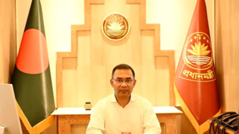 প্রধানমন্ত্রী তারেক রহমানের তেজগাঁও কার্যালয়ে প্রথম কর্মদিবস: স্বর্ণচাঁপা রোপণ ও ডাকটিকিট উন্মোচন