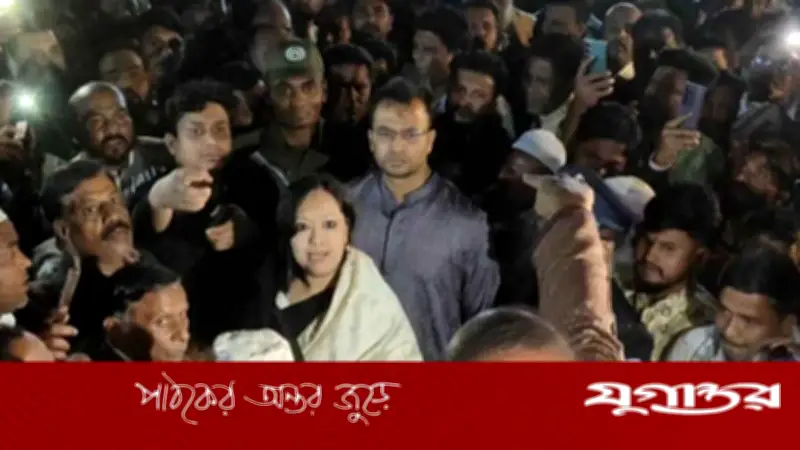 শহীদ মিনারে শ্রদ্ধা জানাতে বাধা: রুমিন ফারহানা বিএনপিকে স্থানীয় নেতাদের নিয়ন্ত্রণে সতর্ক করলেন