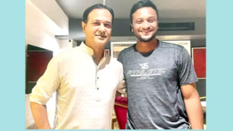 প্রধানমন্ত্রীর প্রথম কার্যালয় দিবস: সাকিব ফেরানো, ডাকটিকিট ও আটকের ঘটনা