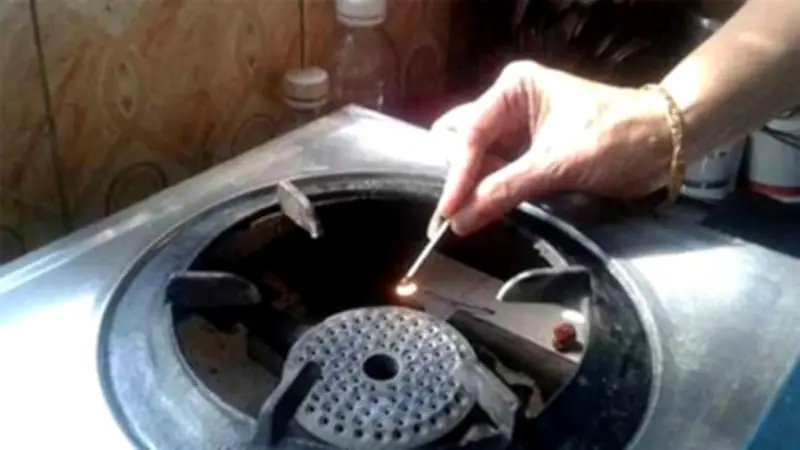 রমজানে তীব্র গ্যাস সংকটে সারাদেশে ভোগান্তি, প্রধানমন্ত্রীর টিআইবি'র শুদ্ধীকরণ আহ্বান