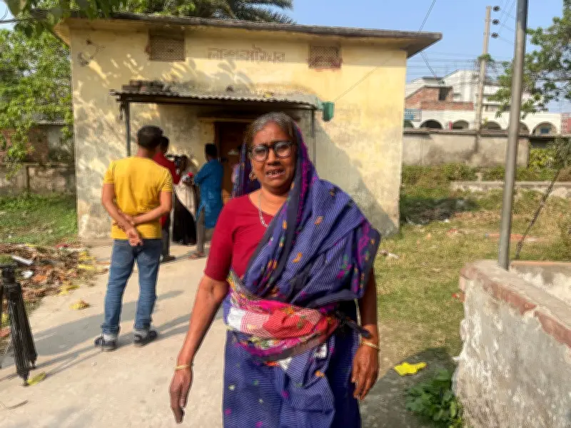 কুষ্টিয়ায় সড়ক দুর্ঘটনায় পাঁচজনের মৃত্যু, মর্গে স্বজনের মর্মন্তুদ আহাজারি