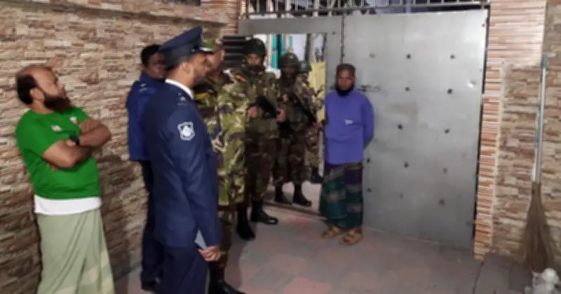 যশোরের অভয়নগরে চাঁদা না দেওয়ায় রোমান জুটমিল মালিকের বাড়িতে ককটেল বিস্ফোরণ