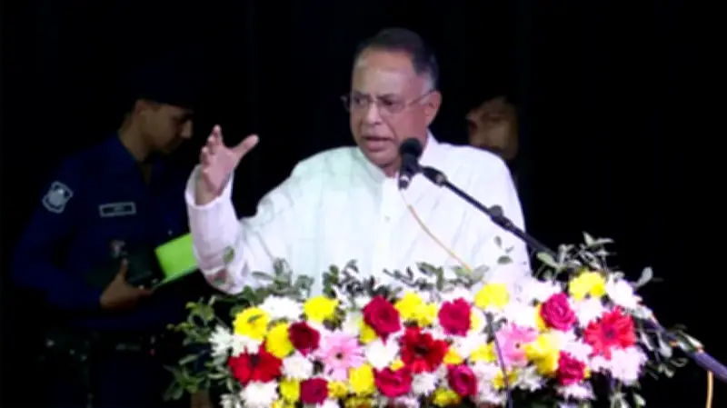 বাংলা ভাষার পাশে 'ইনকিলাব জিন্দাবাদ' নয়: বিদ্যুৎমন্ত্রী, সেন্ট মার্টিনে কীয়া গাছ কাটার মামলা