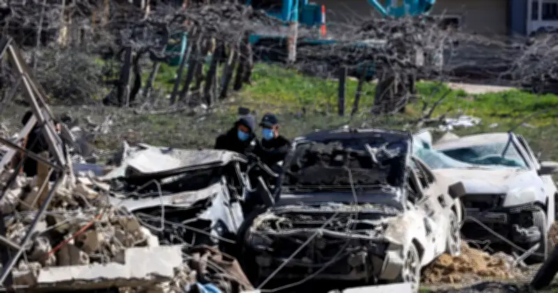 লেবাননে ইসরায়েলি বিমান হামলায় হিজবুল্লাহর জ্যেষ্ঠ নেতাসহ ১০ জন নিহত, আহত ৫০