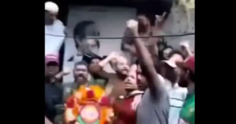 পাবনায় আওয়ামী লীগ কার্যালয়ে অগ্নিসংযোগ, উত্তেজনা ও বিক্ষোভ মিছিল