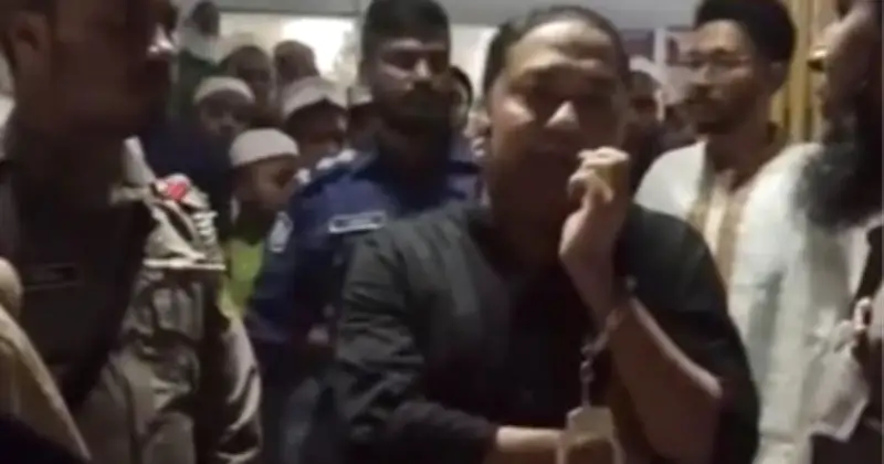 প্যারোলে মুক্তি পেয়ে মায়ের জানাজায় অংশ নিলেন রানা প্লাজার মালিক সোহেল রানা