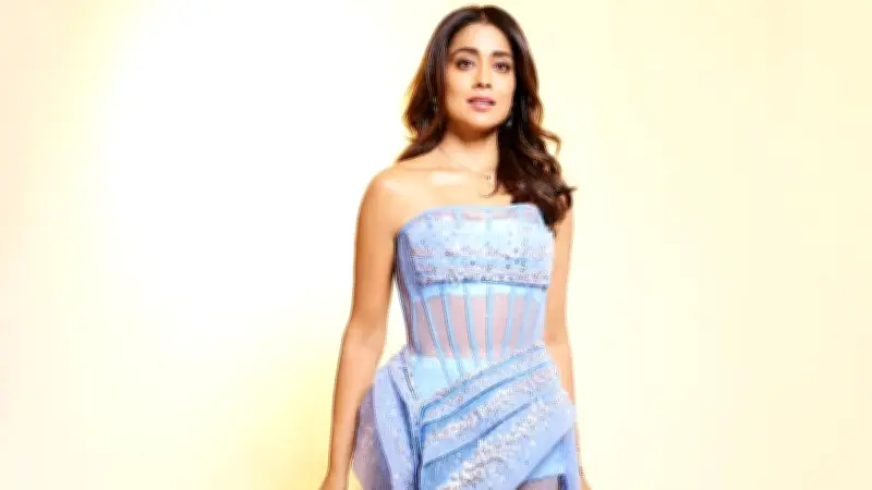 শ্রিয়া শরণের অভিনয়ে মহাকাশের গল্প: ব্যর্থতাই সাফল্যের সিঁড়ি