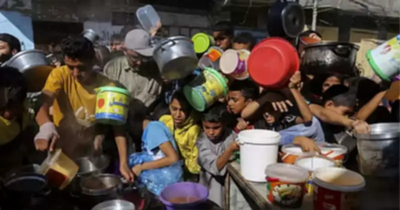 রমজানে নিত্যপ্রয়োজনীয় পণ্যের দাম বৃদ্ধিতে নিম্ন আয়ের মানুষের পুষ্টিহীনতা ও স্বাস্থ্যঝুঁকি