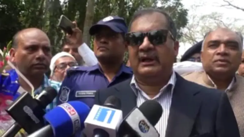 বরিশালে তথ্যমন্ত্রী পররাষ্ট্র উপদেষ্টার বিরুদ্ধে অভিযোগ, ২০ হাজার কিলোমিটার খাল খননের ঘোষণা