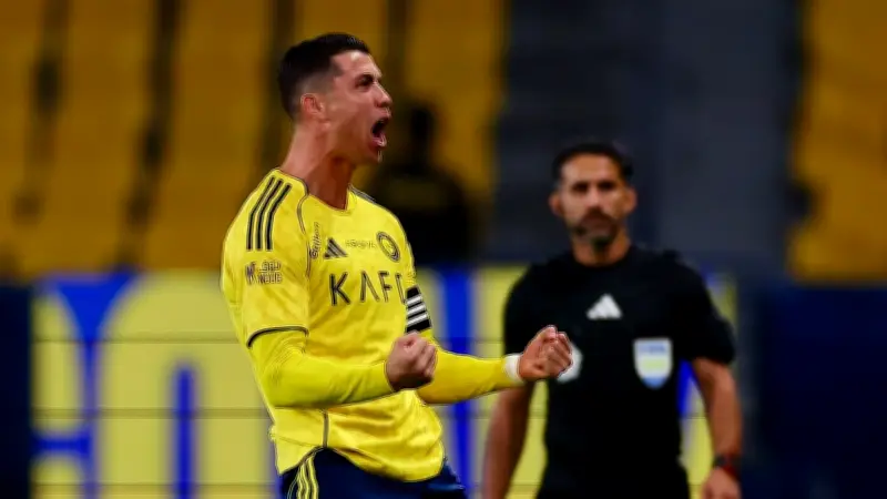 ৪১ বছরেও থামেননি রোনালদো, আল নাসরের জয়ে জোড়া গোল করে নতুন মাইলফলক