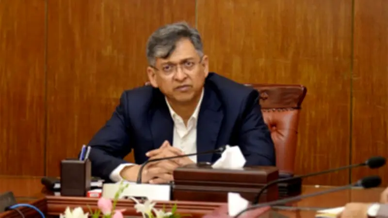 বিমানবন্দরের থার্ড টার্মিনাল চালুর নির্দেশ প্রধানমন্ত্রীর, পুলিশে পরিবর্তন আসবে: স্বরাষ্ট্রমন্ত্রী