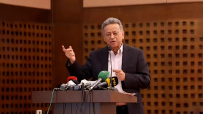 বাংলাদেশে অনলাইন শিক্ষার ভবিষ্যৎ: নতুন সম্ভাবনা ও চ্যালেঞ্জ