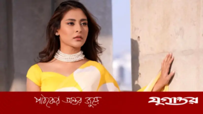 মেহজাবীন চৌধুরীর মদ আটক অভিযোগ অস্বীকার, সাইবার টার্গেটিংয়ের বিরুদ্ধে প্রতিবাদ