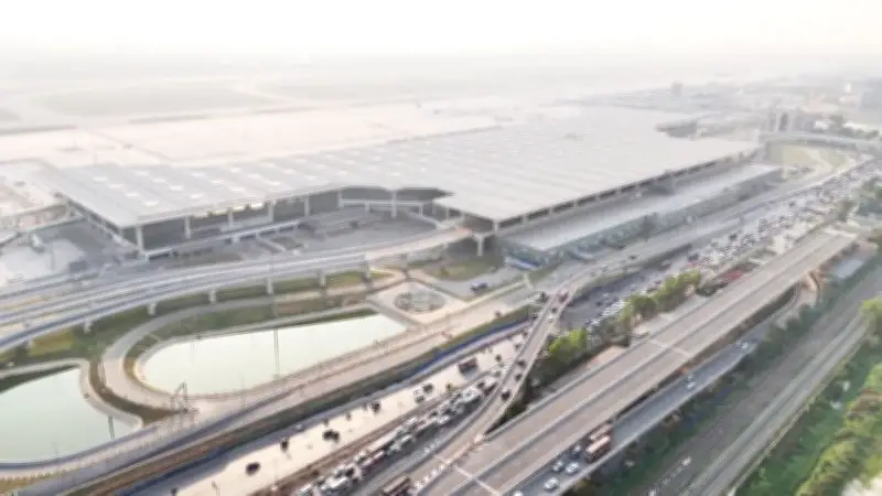 প্রধানমন্ত্রীর নির্দেশে শাহজালাল বিমানবন্দরের তৃতীয় টার্মিনাল চালু, একুশে পদক প্রদান ও বইমেলা উদ্বোধন