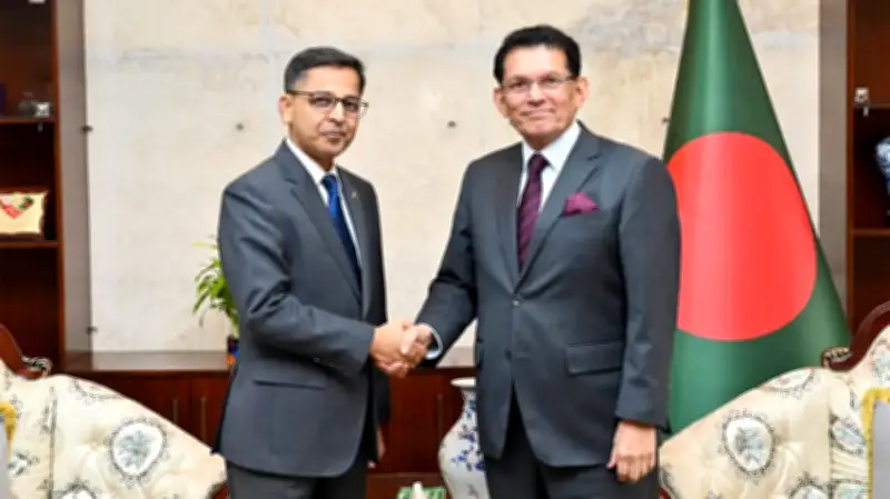 বাংলাদেশের নতুন সরকারের সাথে সম্পর্ক জোরদারে আগ্রহী ভারত, সৌদি আরবে ৭.৫ লাখ কর্ম অনুমতি